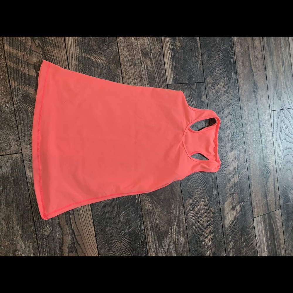 Lulu workout top